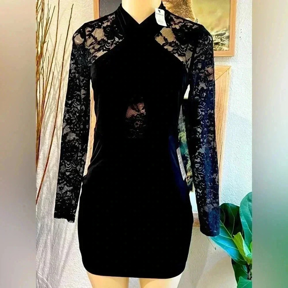 EXPRESS BLACK DRESS SIZE 2 NEW - Picture 1 of 6